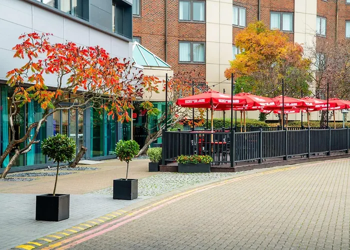 Radisson And Conference Centre London HeathrowAirport Hotel